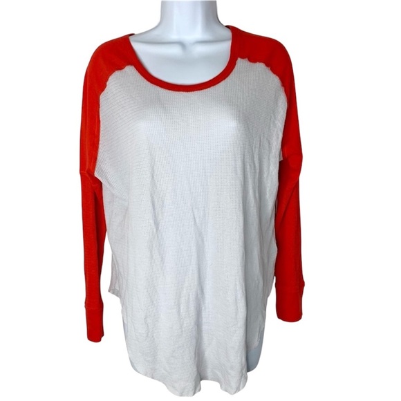 TNA Aritzia Baseball Henley T-shirt Top Waffle knit 3/4 length sleeve Red Size S - Picture 2 of 16